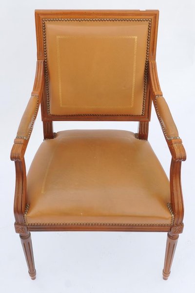 Fauteuil style LXVI cuir fauve