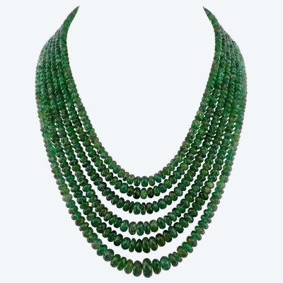 Vintage Italian multi-strand emerald necklace totaling 600 carats with a precious clasp
