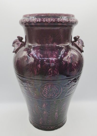 Art Nouveau vase in Longwy earthenware.