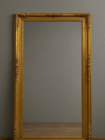 Specchio in legno e stucco dorato in stile Impero, circa 1810-1820.
