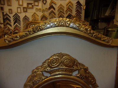 Specchio Art Déco in legno dorato e argentato, inizio XX secolo.