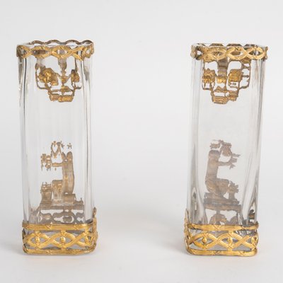 Paire de vases en cristal et bronze doré, style Louis XVI, fin du XIXe siècle