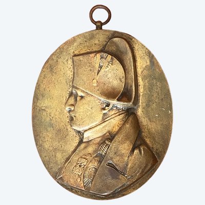 Médaillon en laiton au profil de NAPOLEON 1er - XX siècle 