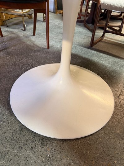 KNOLL EERO SAARINEN TULIP TABLE, MARBLE, 137 CM