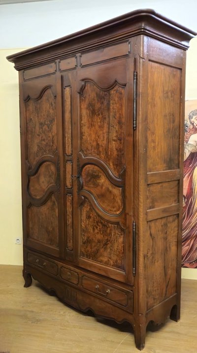 GRANDE ARMADIO D'EPOCA IN NOCE E RONCE – EPOCA DI LUIGI XV