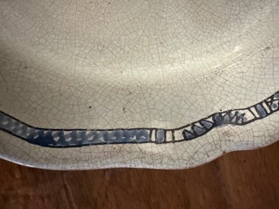 Black plate in good condition