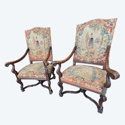 Antikes Paar Sessel aus Nussbaumholz, Frankreich, 18. Jahrhundert, mit Aubusson-Teppichen bezogen 