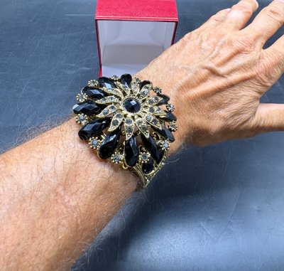 CLASP BRACELET 