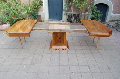 Art-Déco-Tisch aus Nussbaumholz mit Ausziehplatten, für 14 Gedecke