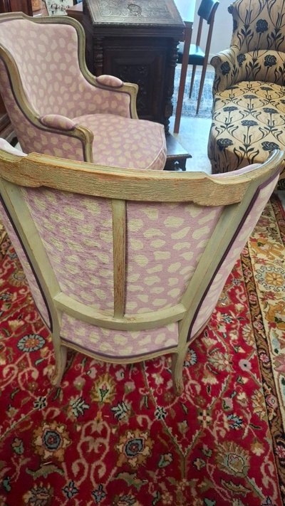 Paire de bergères de style Louis XV