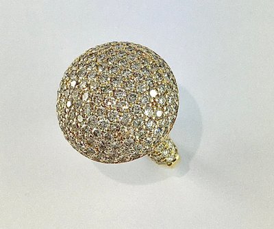 Diamond-Paved Ball Ring in Gold-Plated White Gold