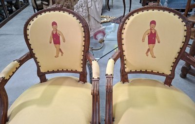 Paire de fauteuils cabriolets Louis XVI – Décor original de baigneurs Blédina 
