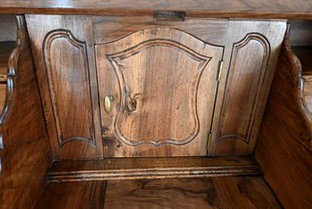 Commode Scriban en Noyer, époque Louis XV – Fin XVIIIe