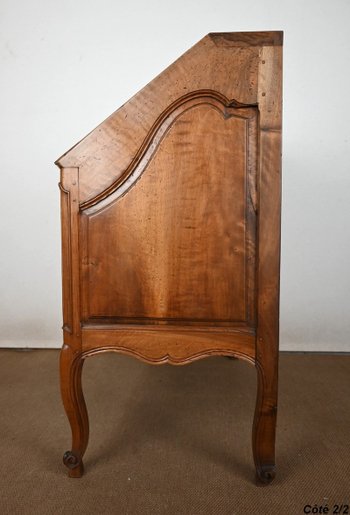 Commode Scriban en Noyer, époque Louis XV – Fin XVIIIe