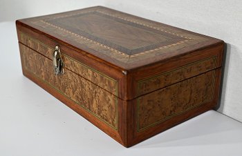 Box in marquetry of various woods - Early 20th century