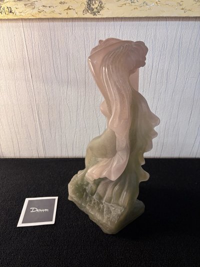 SKULPTUR „VENUS IM BAD“