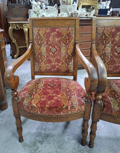 Paire de fauteuils en noyer – Époque Restauration / Charles X – XIXe siècle