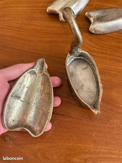 Stackable swan-shaped ashtray – Silver-colored metal, 20th century