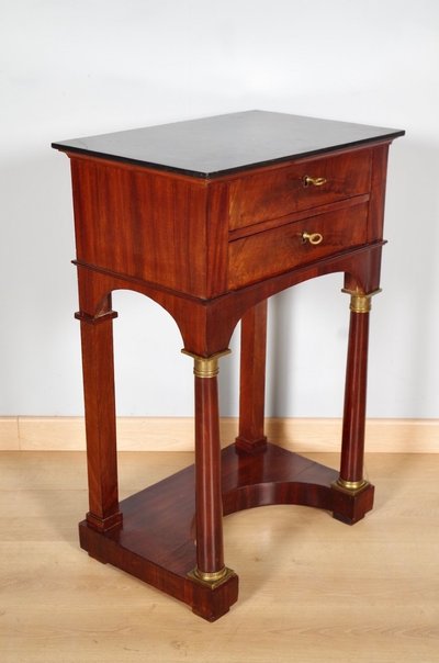 Empire-style chest of drawers in mahogany veneer, circa 1810