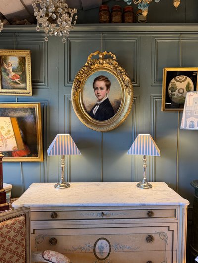 Pair of Directoire-style silver-plated bronze lamps, Height 44 cm
