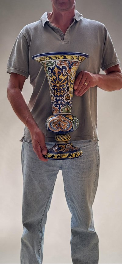 Nevers earthenware cone-shaped vase / Montagnon, early 20th century