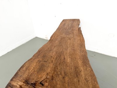 Organischer Couchtisch aus massivem Pappelholz