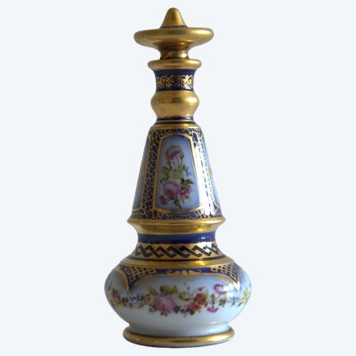 Flacon en porcelaine de Bohême, XIXe siècle