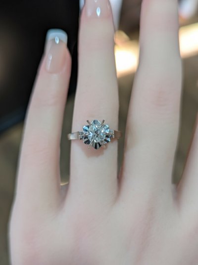 Art Deco French solitaire ring in 18k gold and a 0.40-0.45 carat old-cut diamond