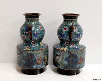 Paire de Vases en Émaux Cloisonnés, Japon – 2ème Partie XIXe