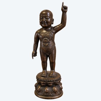 Statuette Asiatique en bronze – Enfant sur socle lotiforme – H. 30 cm