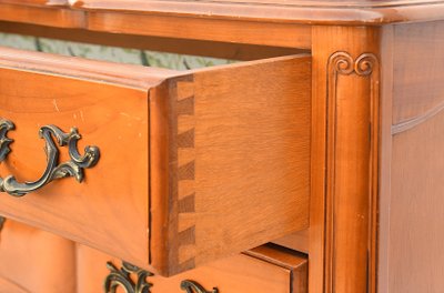 Commode merisier de style LXV