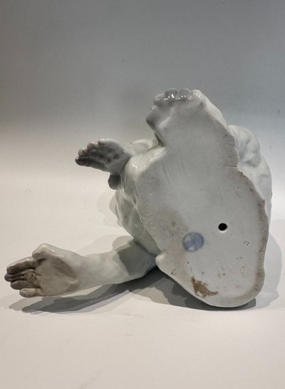 Heubach Gebrüder - Porcelain - Monkey with a Fly