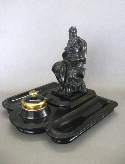 Encrier en marbre et bronze représentant "Moïse" de Michel-Ange XIXe.
