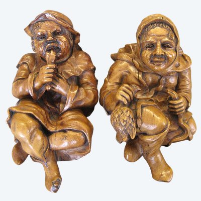 Hochwertige Wandleuchten im Stil der Epoche des 20. Jahrhunderts.