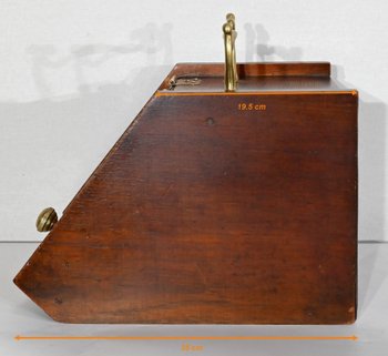 Small coal reserve in solid oak, England - 1900