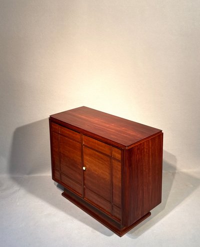 Sideboard aus der Art-Deco-Zeit mit Palisanderfurnier