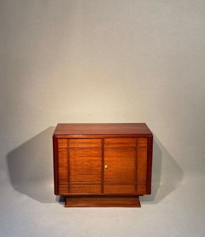 Sideboard aus der Art-Deco-Zeit mit Palisanderfurnier