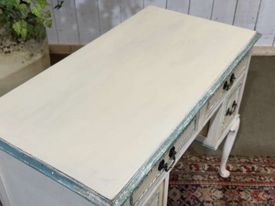 Englischer Kiefernschreibtisch aus den 1950er Jahren