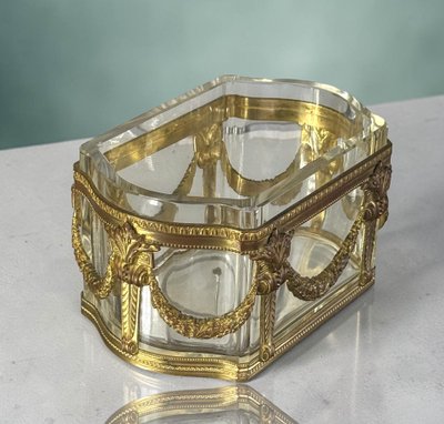 LOUIS XVI STYLE THICK CRYSTAL AND GILT BRONZE BOWL/PLANTER