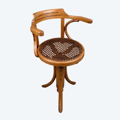 Swivel armchair for children in stained beechwood, in the style of Thonet - Early 20th century
