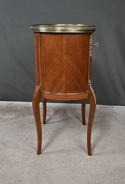 Petite Commode Rognon en Acajou, style Transition - Début XXe