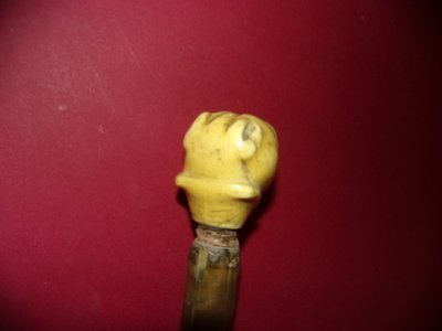 Walking cane, carved mastiff-head handle, 19th century.
