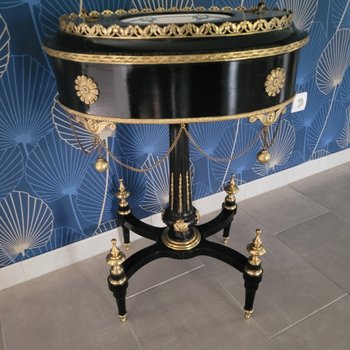 Complete Napoleon 3 planter, its Zinc tray, and its XIX Century Napoleon III bronzes