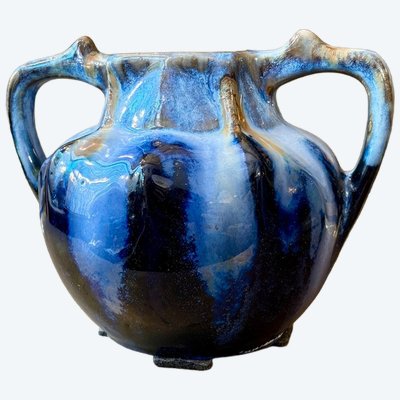 Petit vase en céramique bleue, XXe siècle