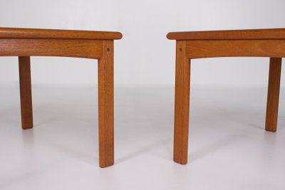 Due tavolini da caffè scandinavi in teak, Danimarca, anni '70.