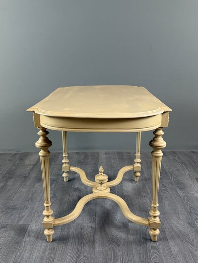 Table console de style Louis XVI, XIXe siècle