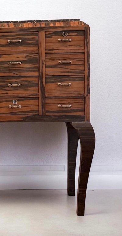 Meuble à douze tiroirs en placage d’ébène de Macassar, Art déco