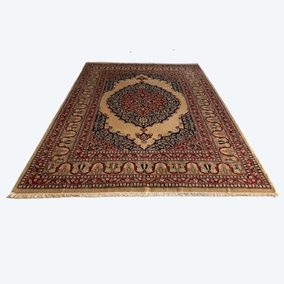 Großer persischer Orientteppich mit Medaillon – 345 × 247 cm