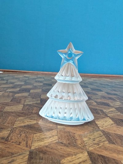 LALIQUE – « SAPIN » EN CRISTAL SATINÉ