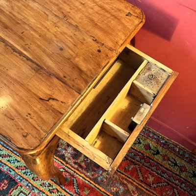 Couchtisch aus Nussbaumholz, Regency-Zeit